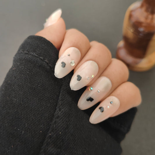 Minimalistic Diamond Press On Nails