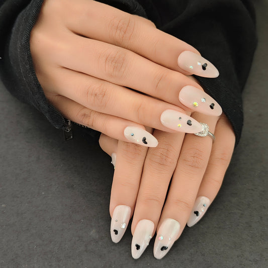 Minimalistic Diamond Press On Nails 1