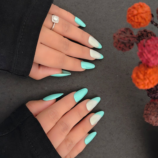 Spring Green With Golden Base Press On Nails 1