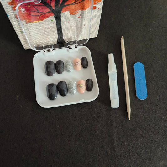 Trendy Bow Press On Nails